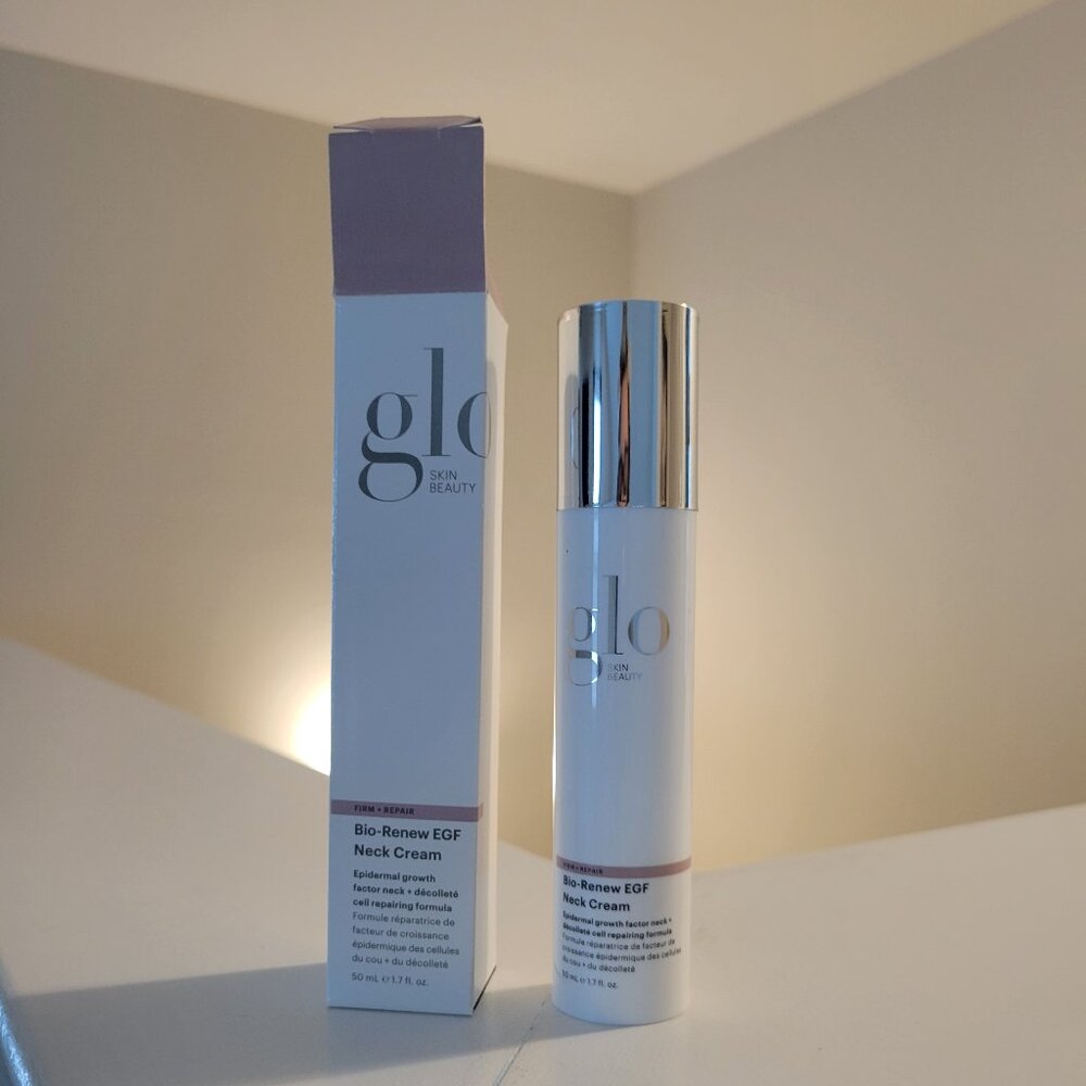GLO SKIN BEAUTY BIO RENEW NECK CREAM NEW IN BOX